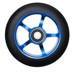 Колесо PU для трюкового самоката 100мм, обод алюминевый анодированный синий с подшипниками ABEC-9 675283